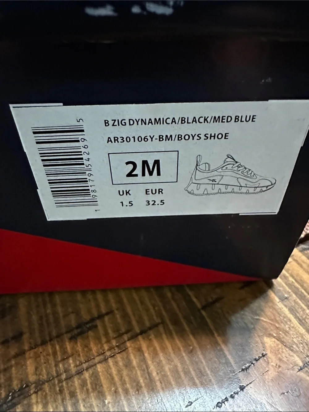 Boys size 2 Reebok shoes